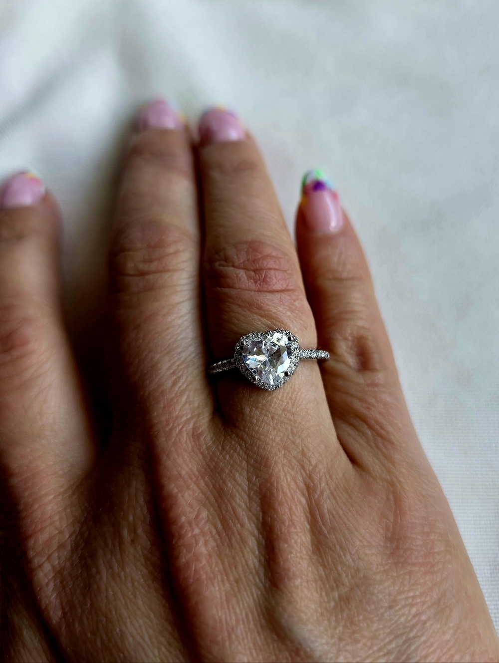 Engagement Ring 2.45 Ct Heart Shape halo Diamond stimulated, sterling silver 925 - Picture 8 of 9